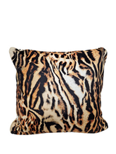 Load image into Gallery viewer, Pattern Clash Square Velvet Cushion